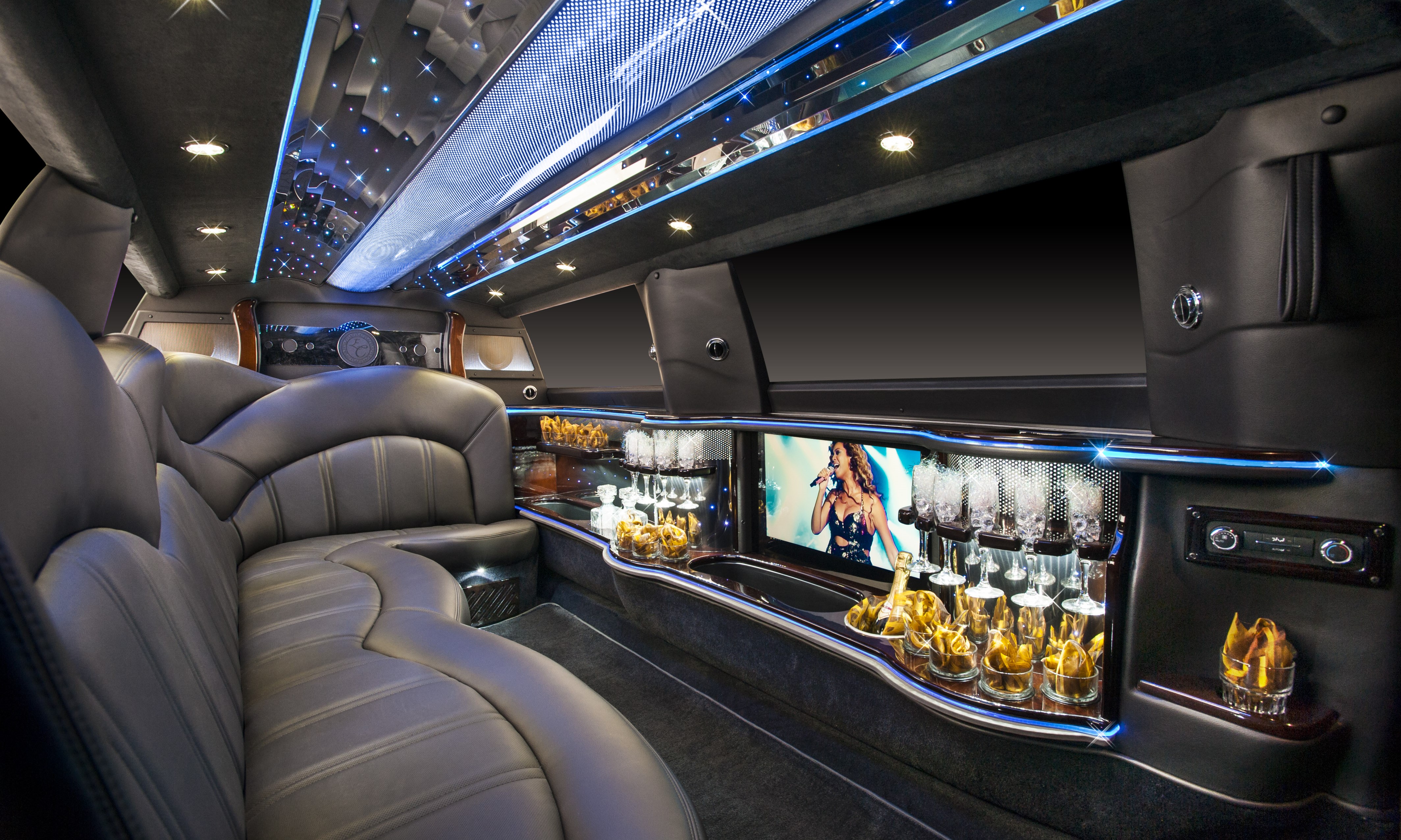 lincoln mkt stretch limousine image